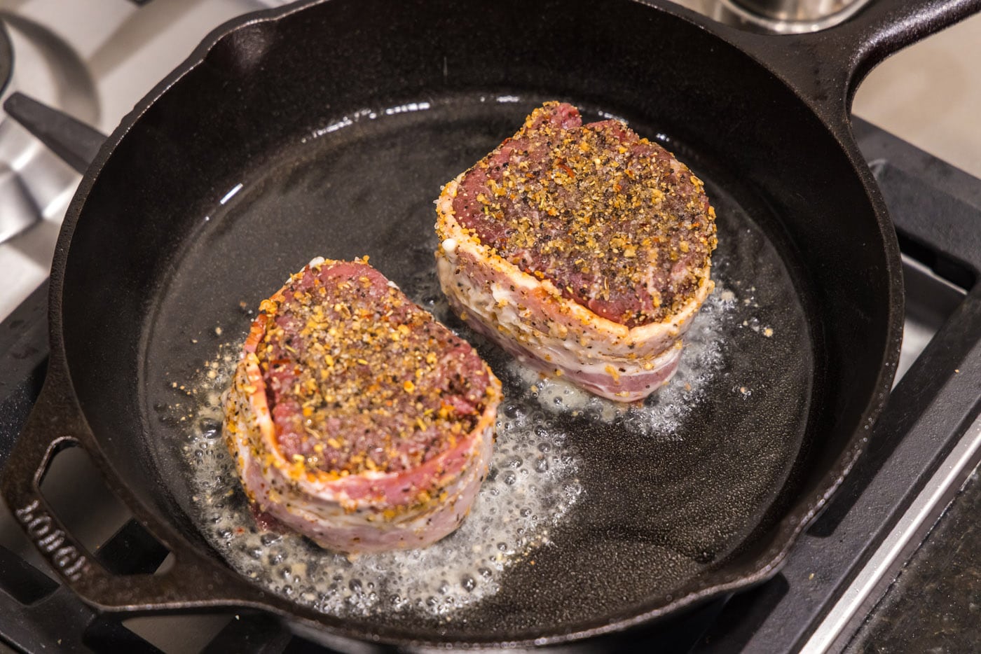 how-to-sear-bacon-wrapped-filet