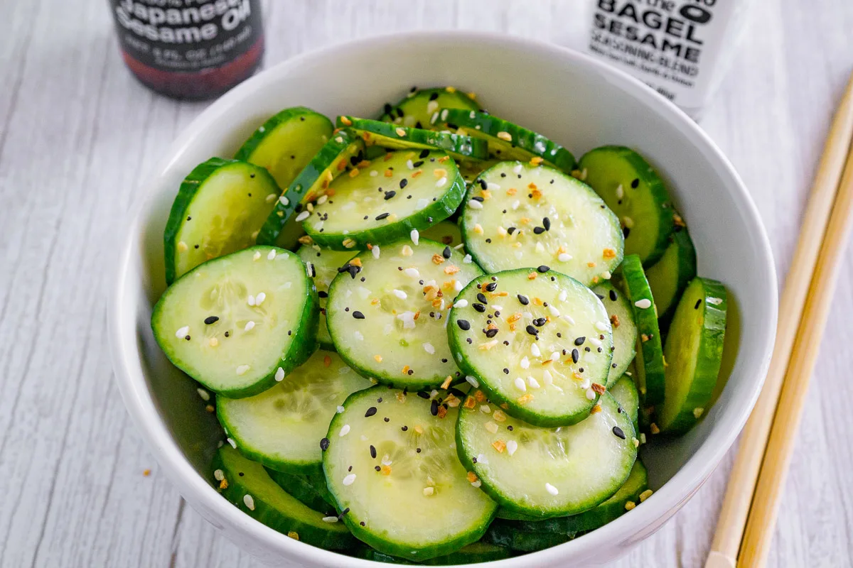 how-to-season-a-cucumber