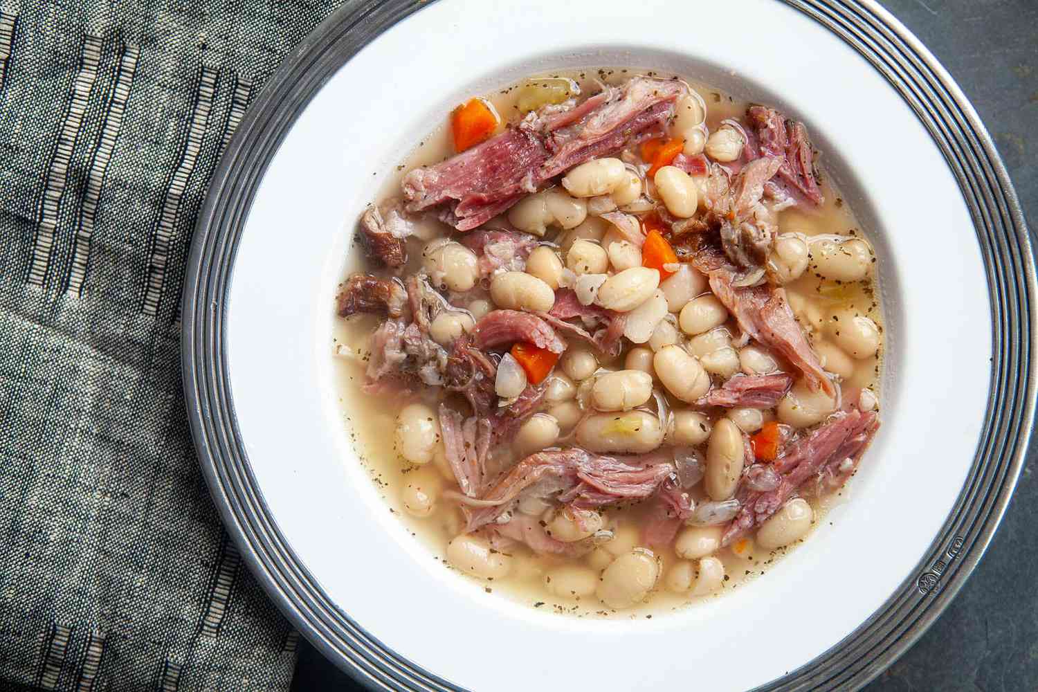how-to-season-a-ham-and-white-bean-soup