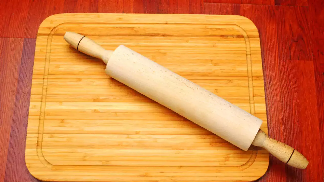 How To Season A Rolling Pin