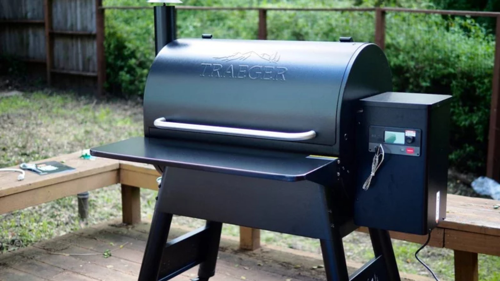 how-to-season-a-traeger-pro-780