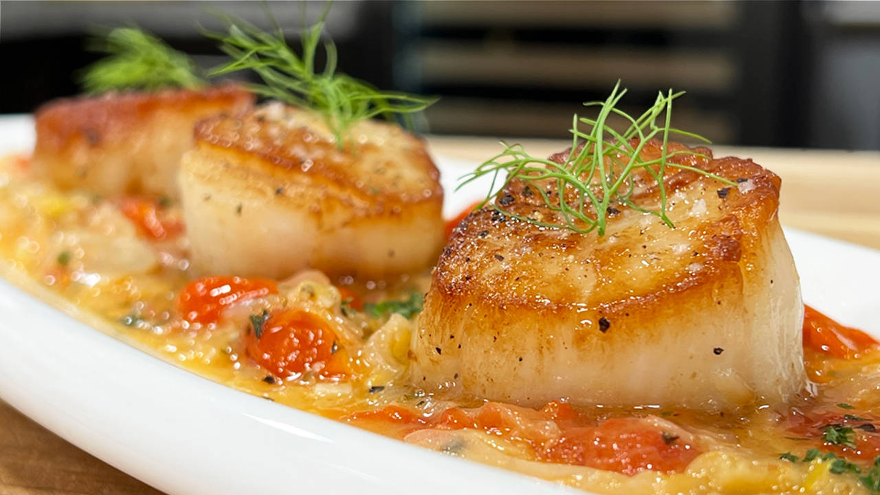 how-to-season-and-cook-scallops