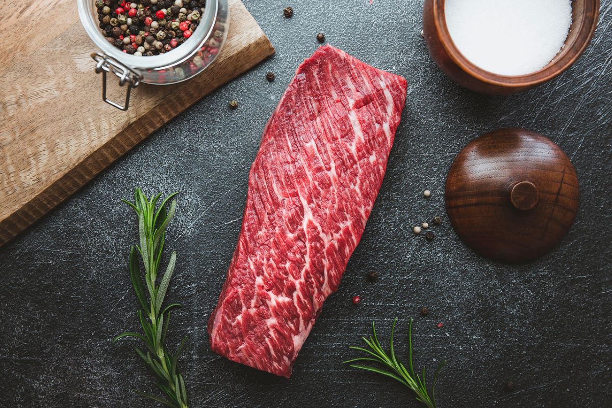 how-to-season-angus-steak