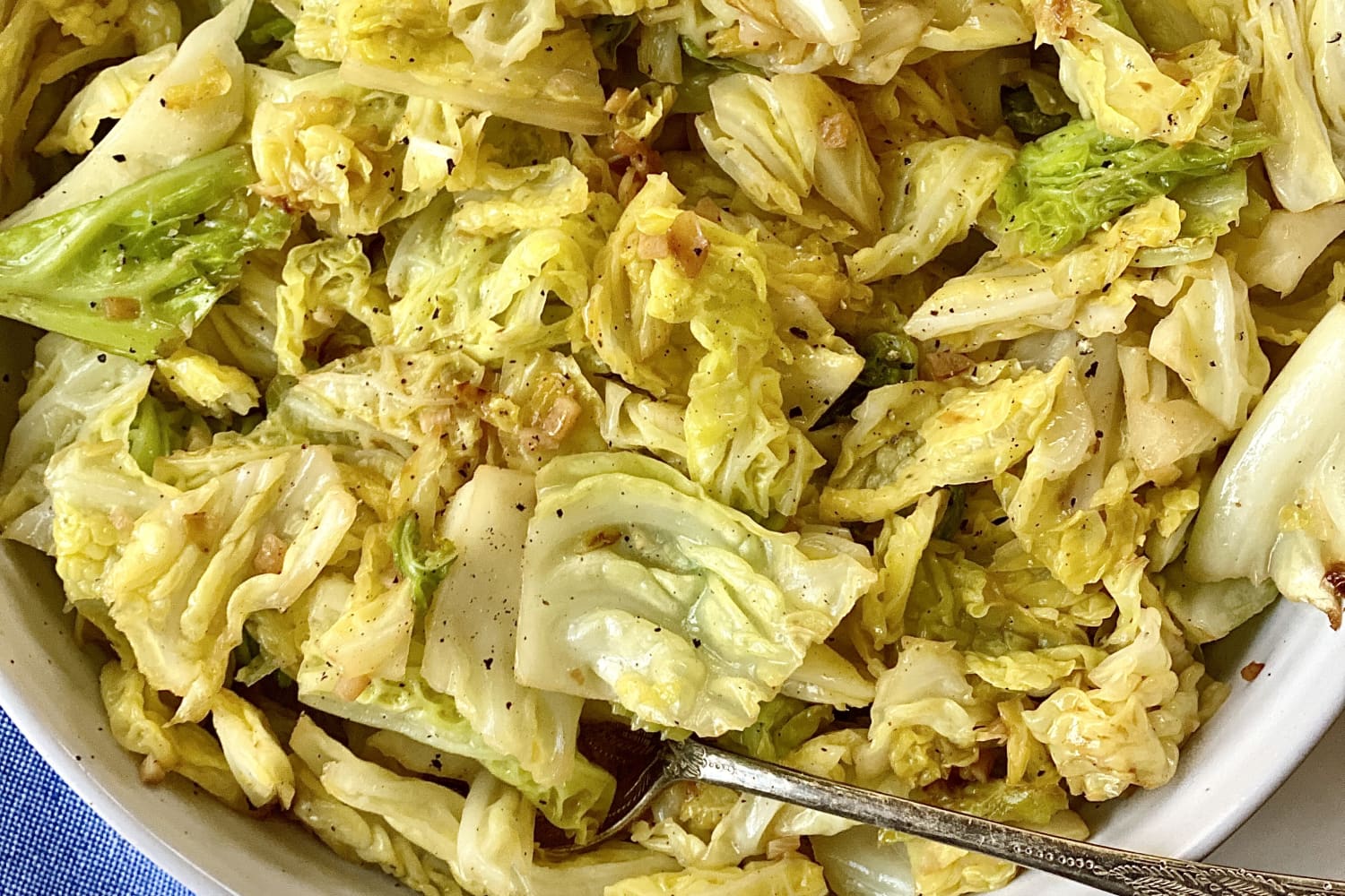 how-to-season-cabbage-when-cooking-it