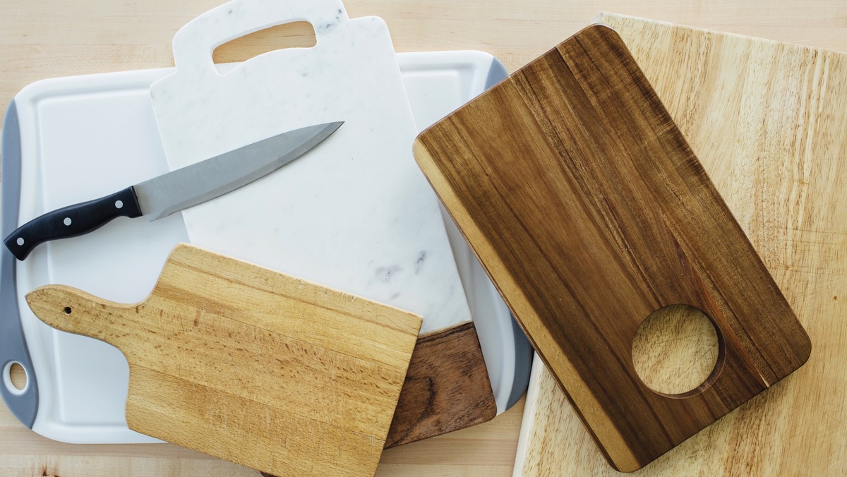 how-to-season-chopping-board