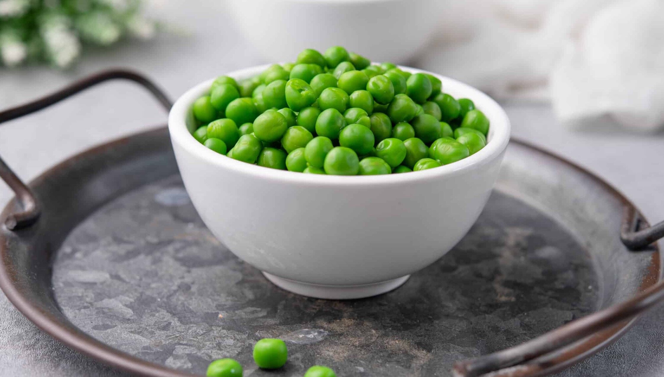 how-to-season-fresh-peas-without-meat
