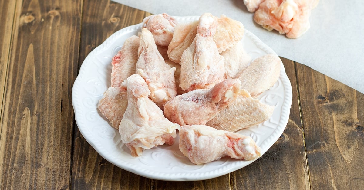 how-to-season-frozen-wings