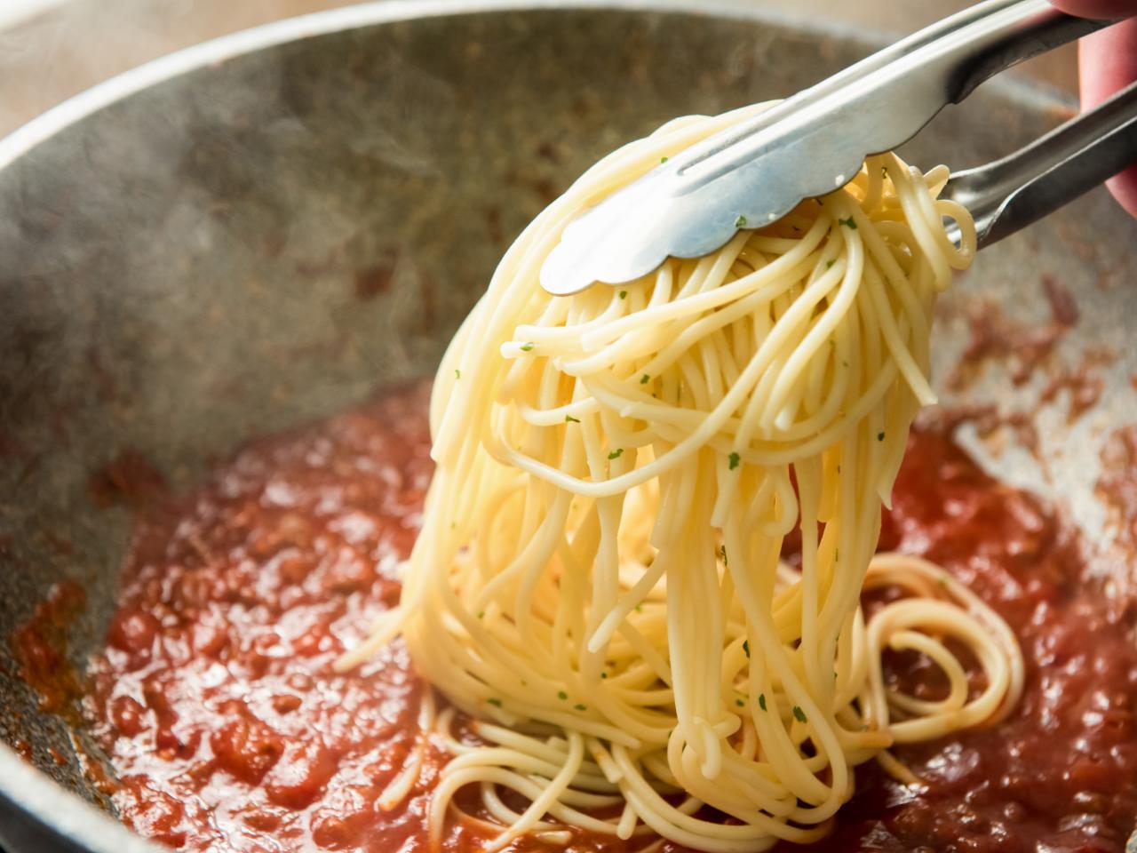 how-to-season-good-spaghetti-noodles
