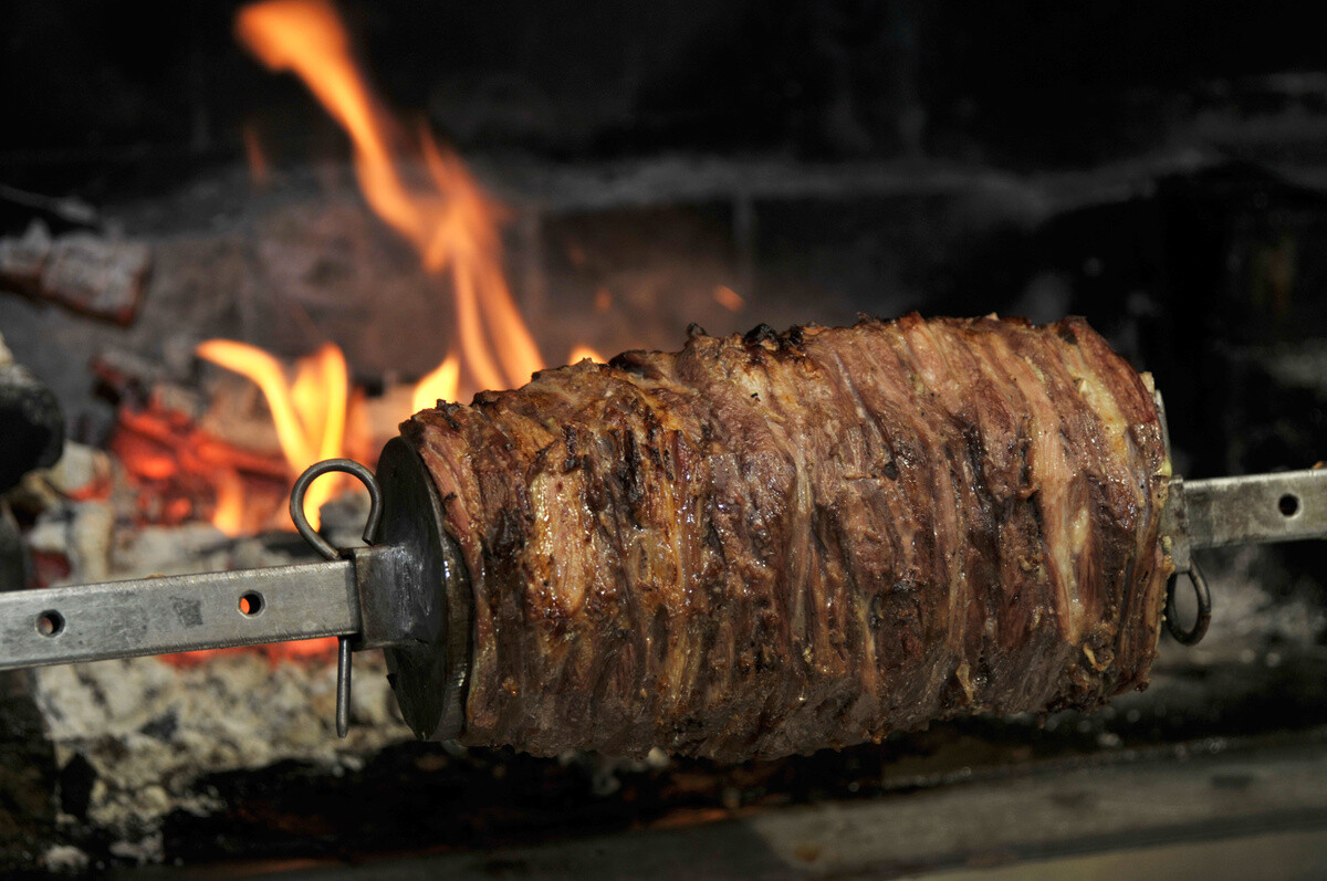 how-to-season-meat-for-gyros
