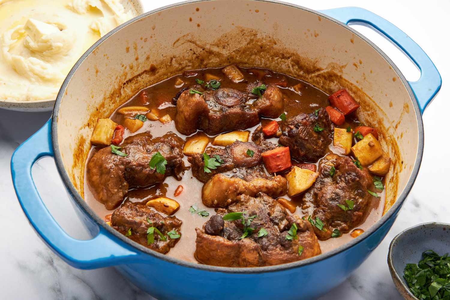 how-to-season-oxtails