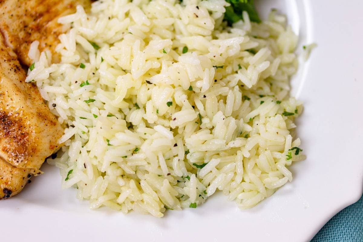 how-to-season-plain-white-rice