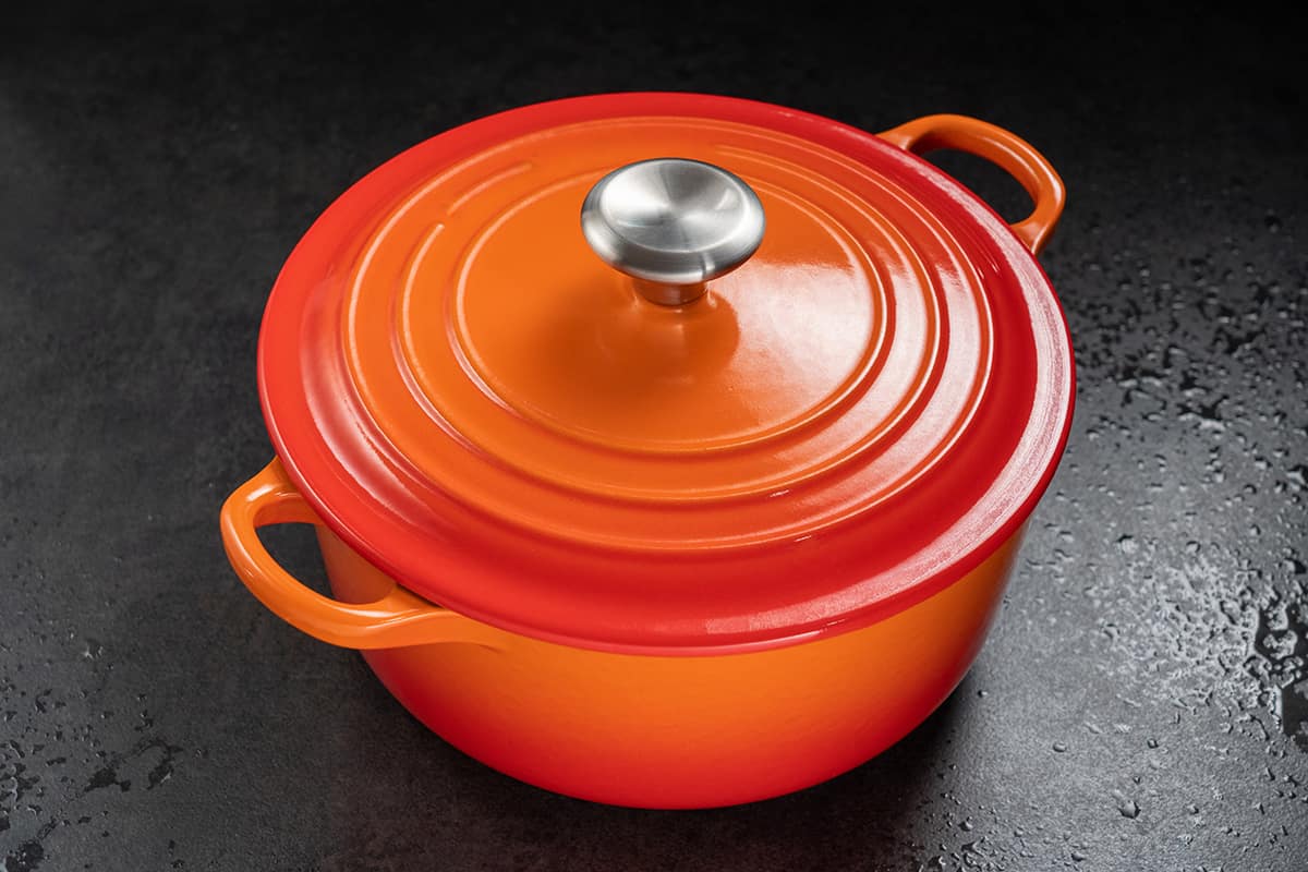 how-to-season-staub-dutch-oven