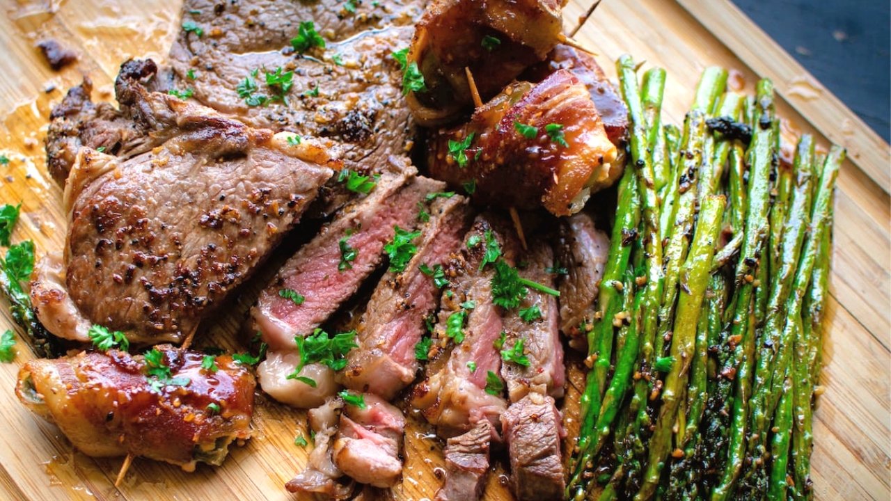 how-to-season-steak-without-salt