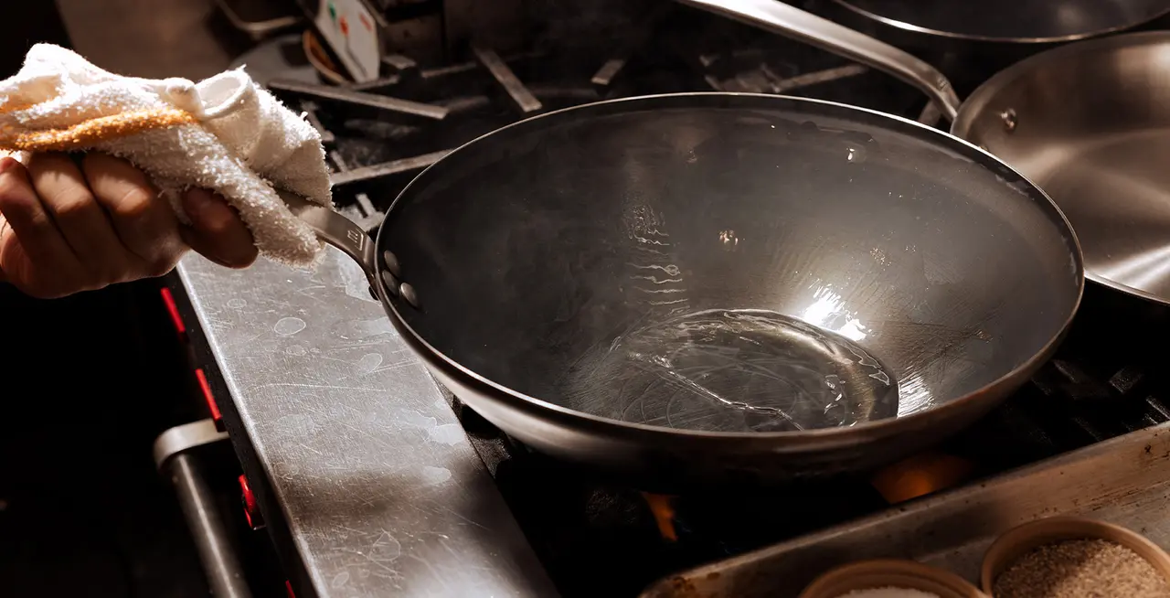 how-to-season-wok-oven