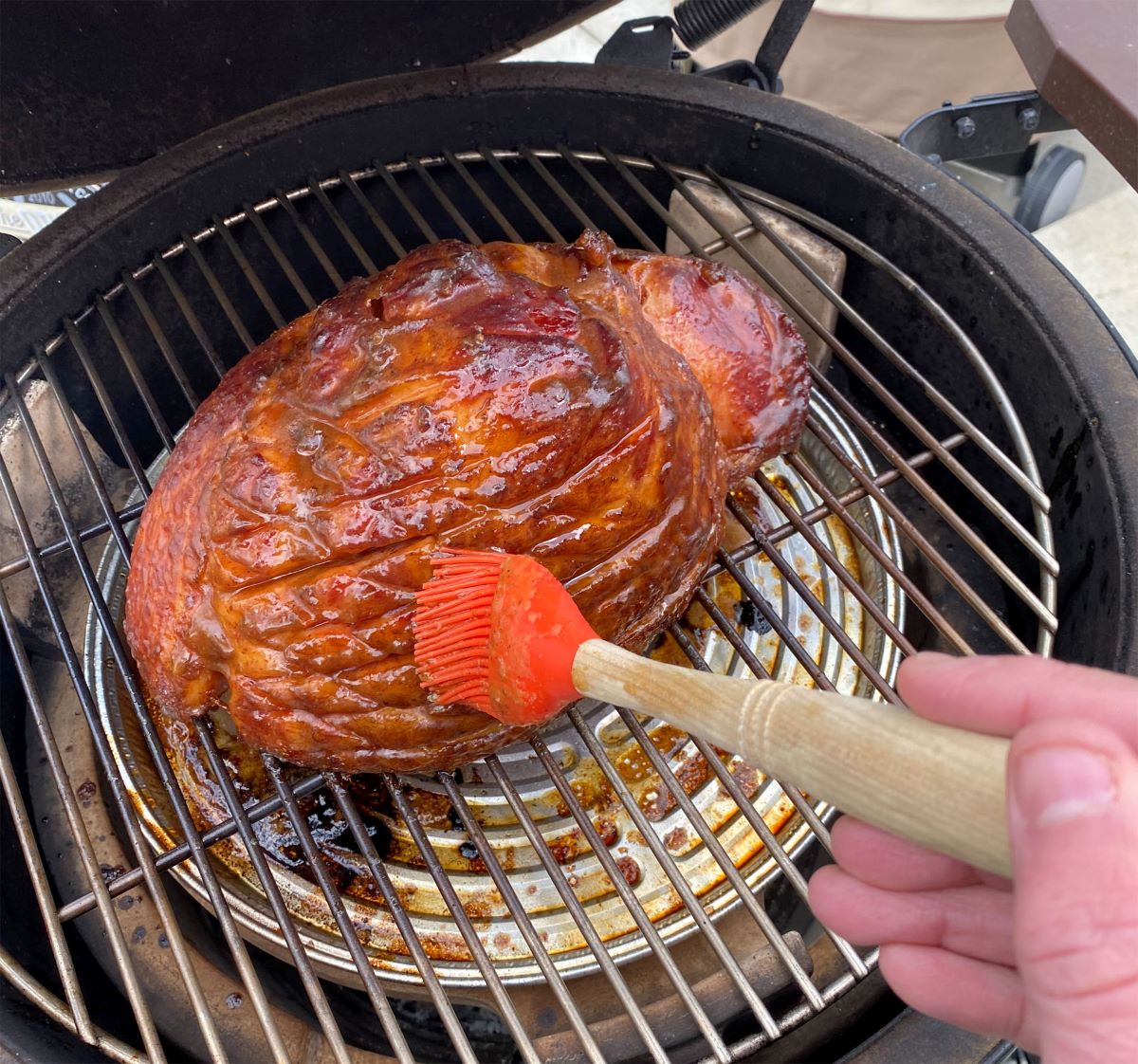 how-to-smoke-a-whole-ham-in-an-electric-smoker