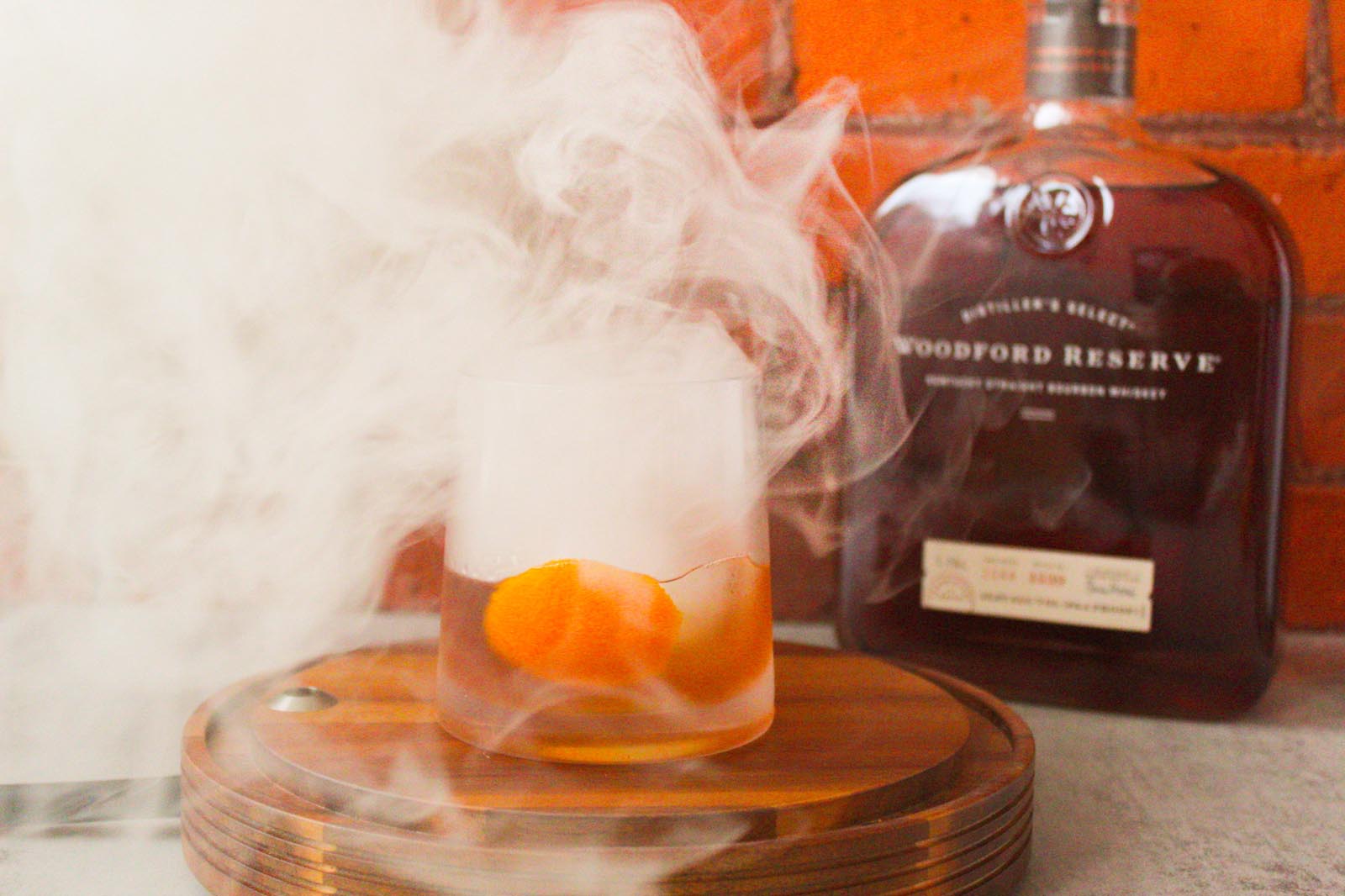 how-to-smoke-an-old-fashioned-at-home