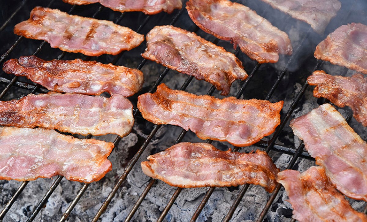 how-to-smoke-bacon-on-a-grill