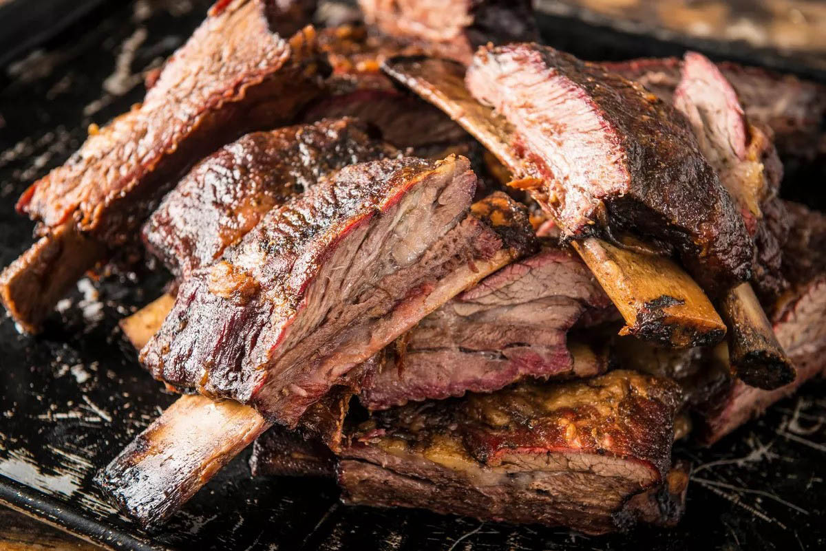 how-to-smoke-beef-ribs-on-traeger