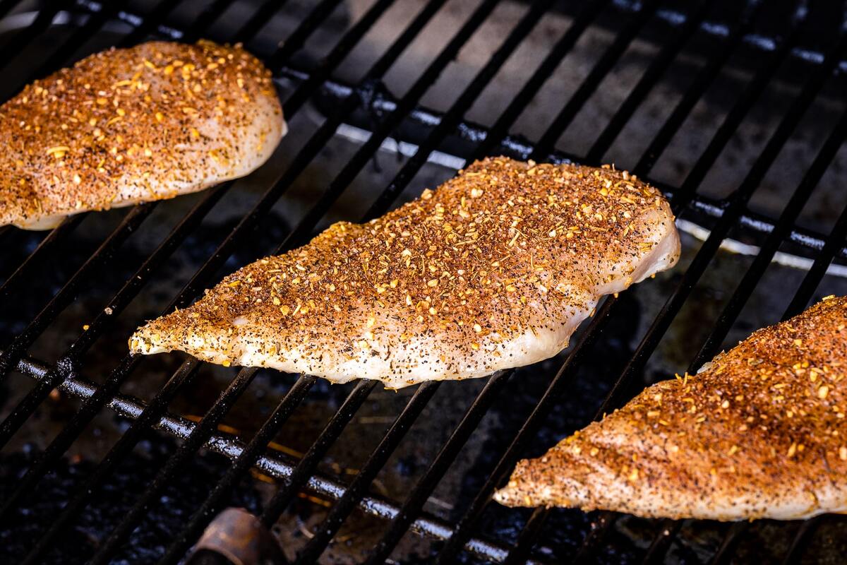 Traeger boneless chicken discount breast