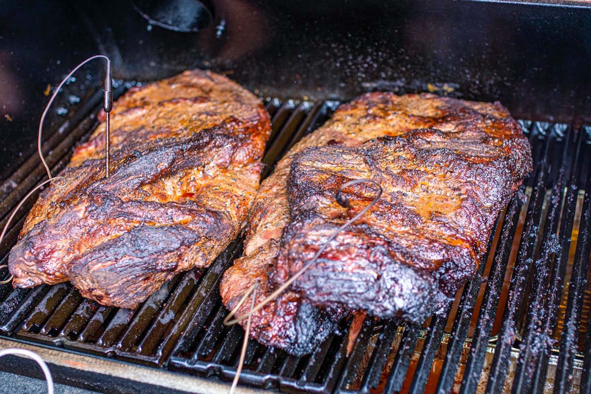 how-to-smoke-brisket-in-a-charcoal-grill