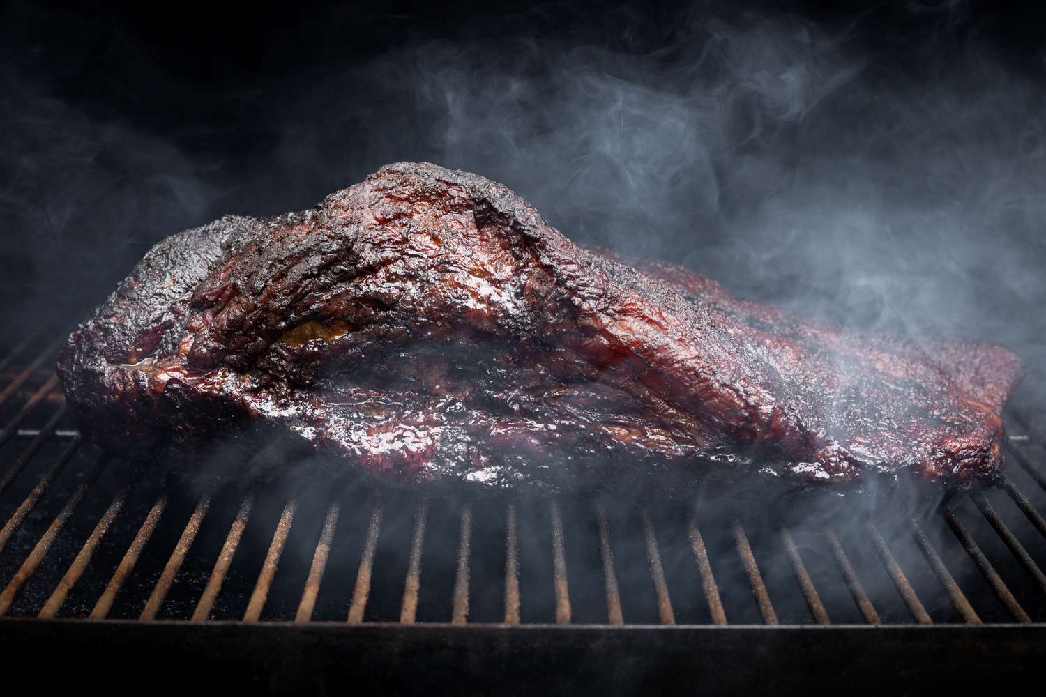 how-to-smoke-brisket-in-an-electric-smoker