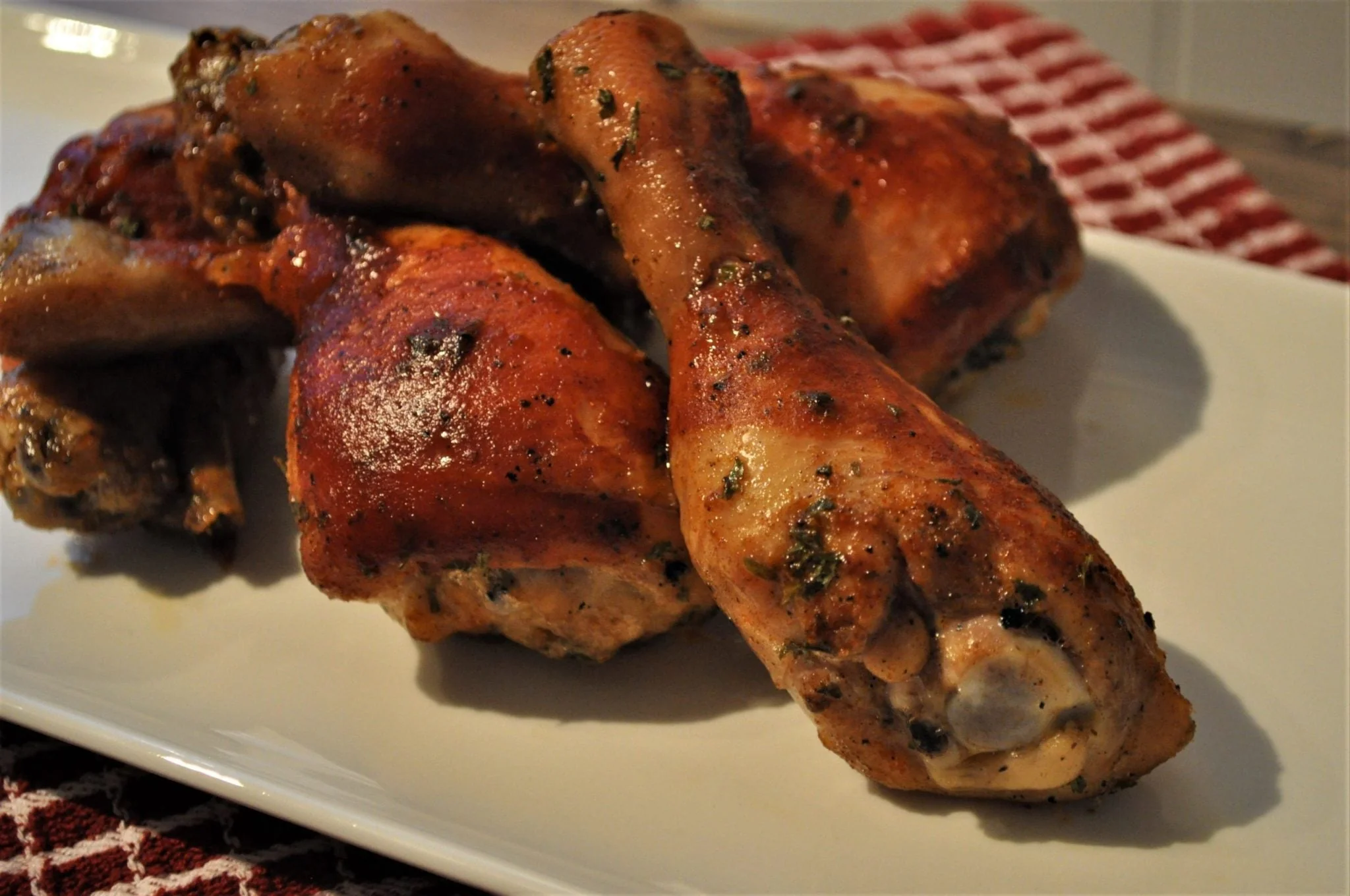 how-to-smoke-chicken-legs-and-chicken-thighs-in-an-electric-smoker