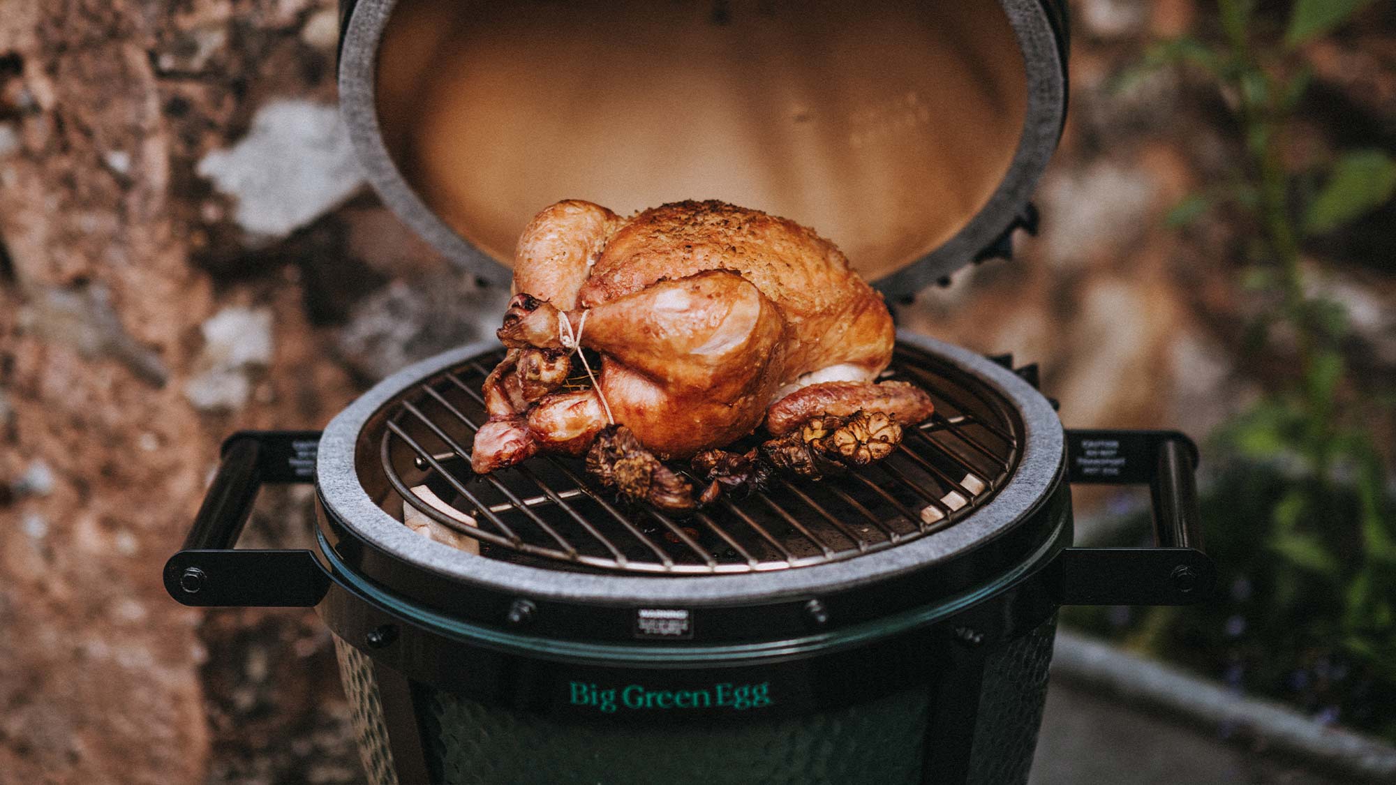 how-to-smoke-chicken-on-big-green-egg