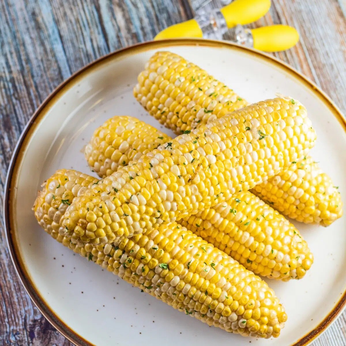 how-to-smoke-fresh-corn