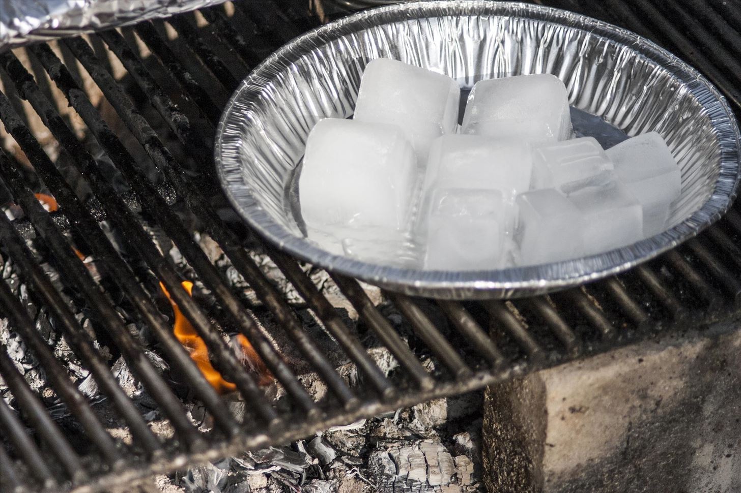 how-to-smoke-ice-cubes