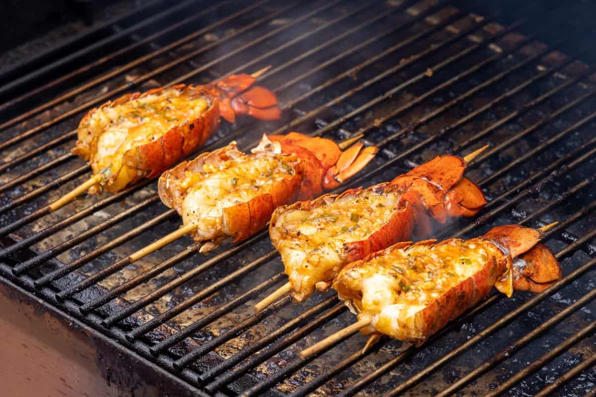 how-to-smoke-lobster-on
