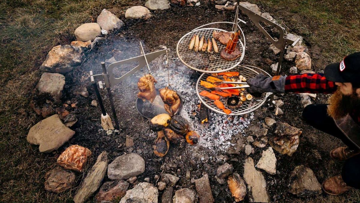 how-to-smoke-meat-over-a-campfire