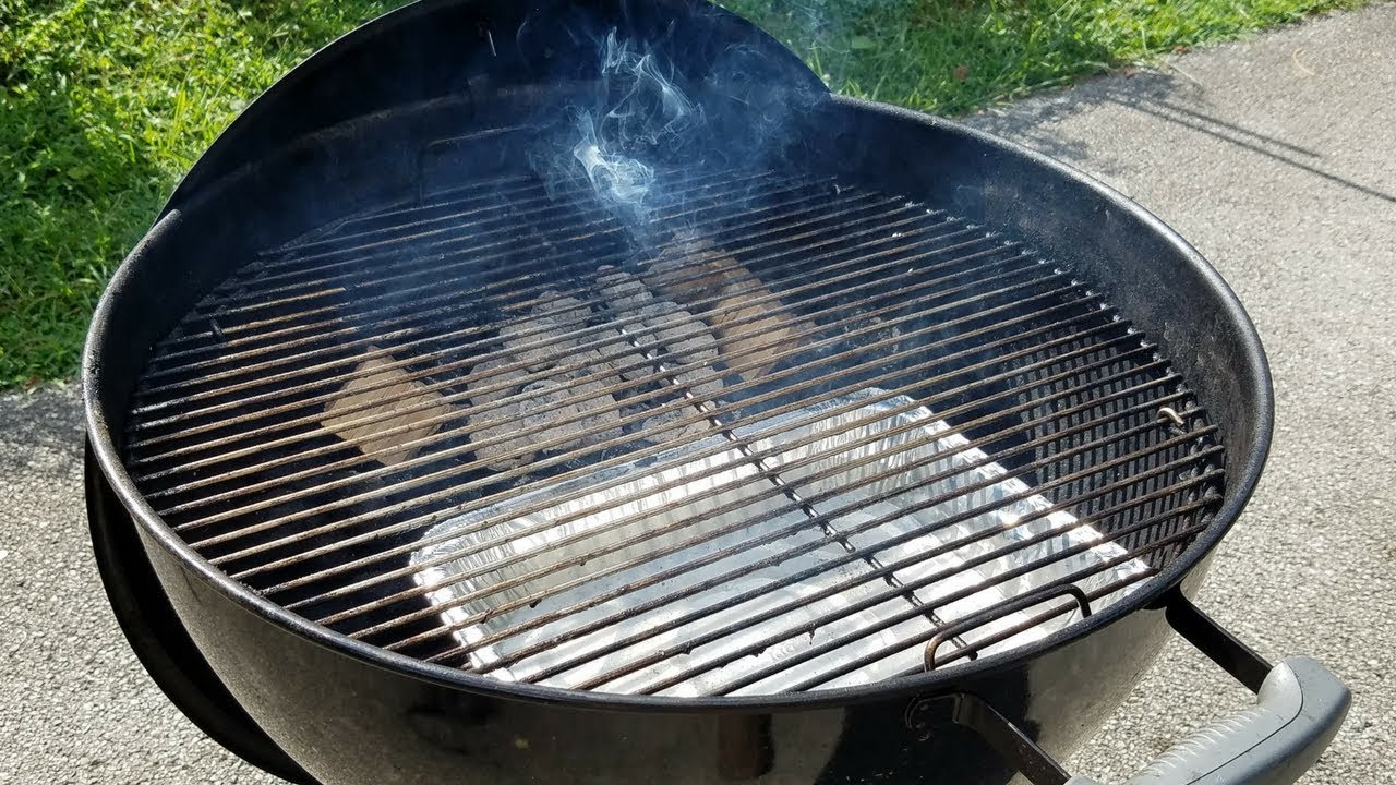 how-to-smoke-meat-using-a-charcoal-grill