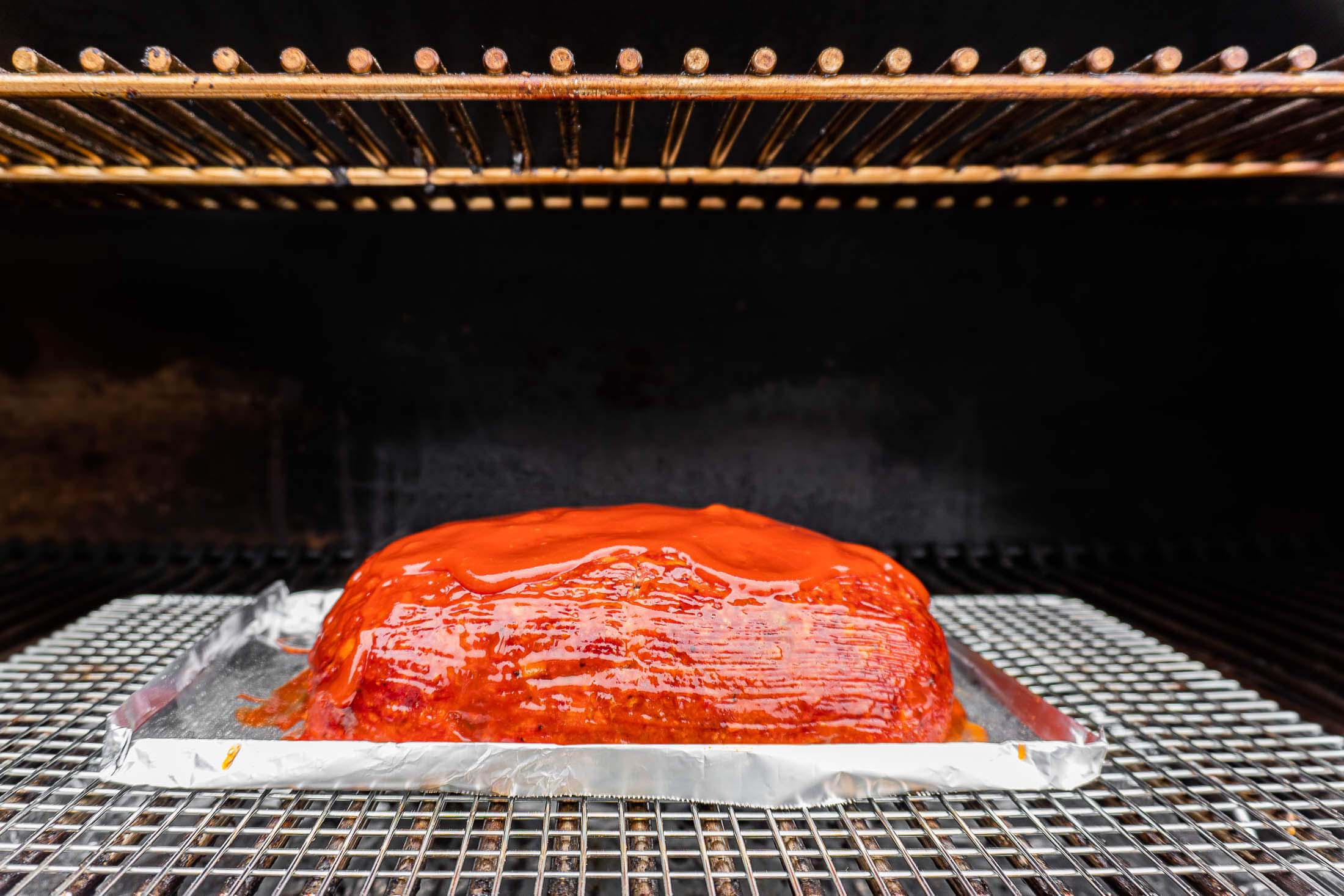 how-to-smoke-meatloaf-on-traeger