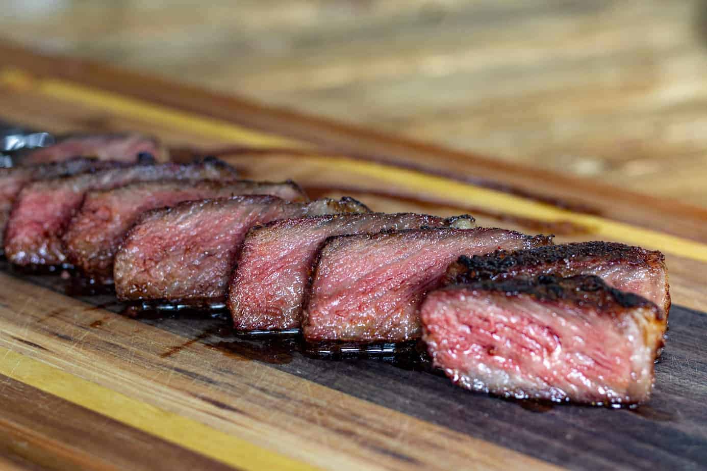 how-to-smoke-new-york-strip-steak-on-a-charcoal-grill
