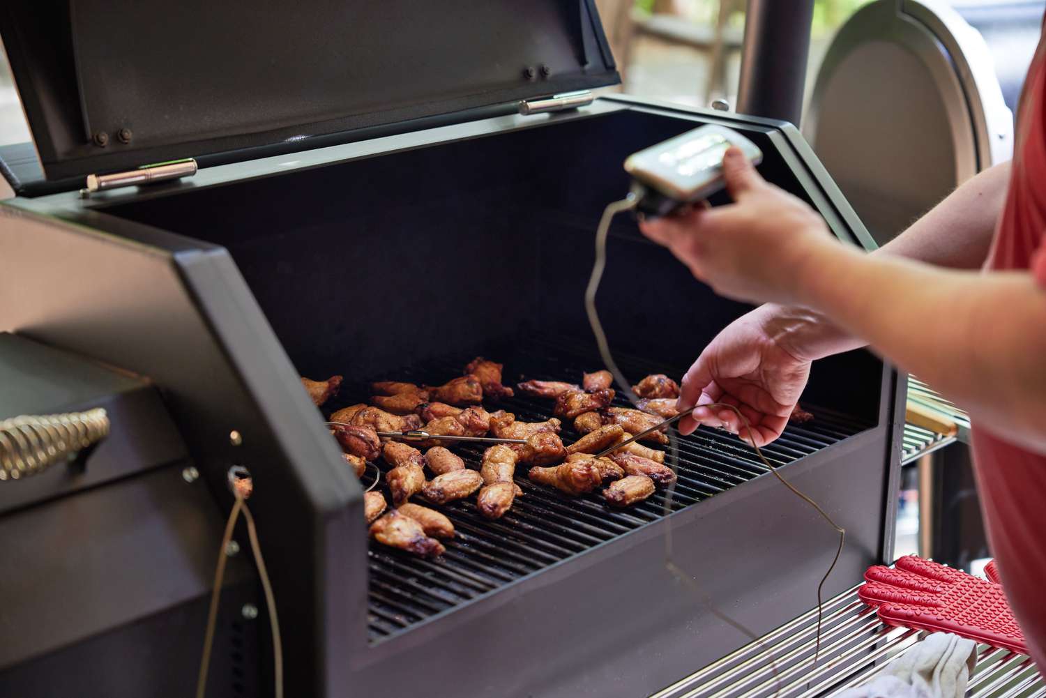 how-to-smoke-on-a-pellet-grill