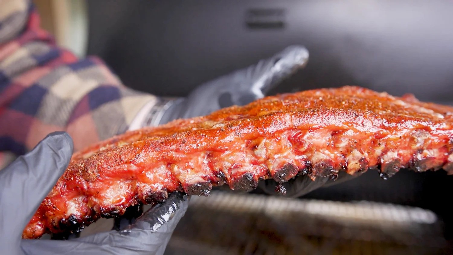 how-to-smoke-ribs-on-char-griller
