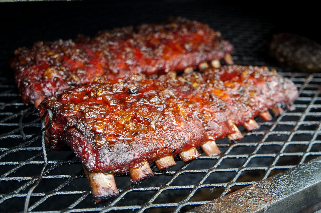 how-to-smoke-ribs-on-the-grill