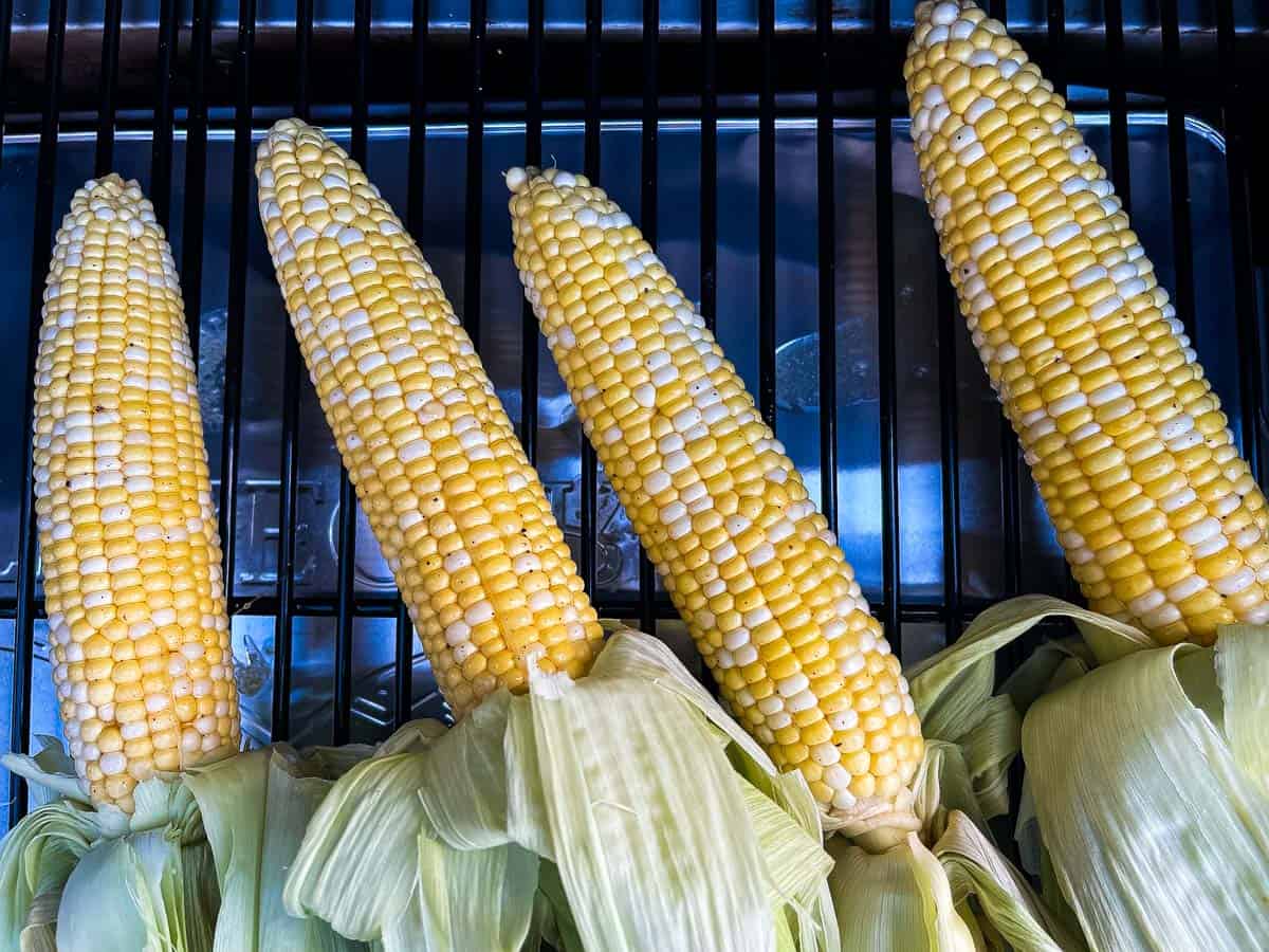 how-to-smoke-sweet-corn-on-the-cob
