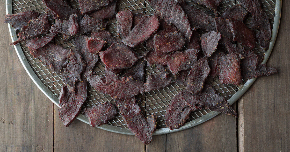 how-to-smoke-venison-jerky-in-a-wood-smoker