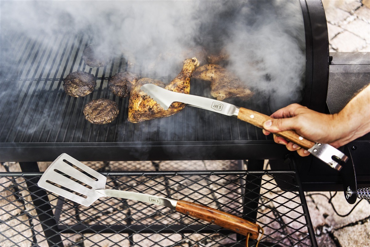 how-to-smoke-with-oklahoma-joe-grill