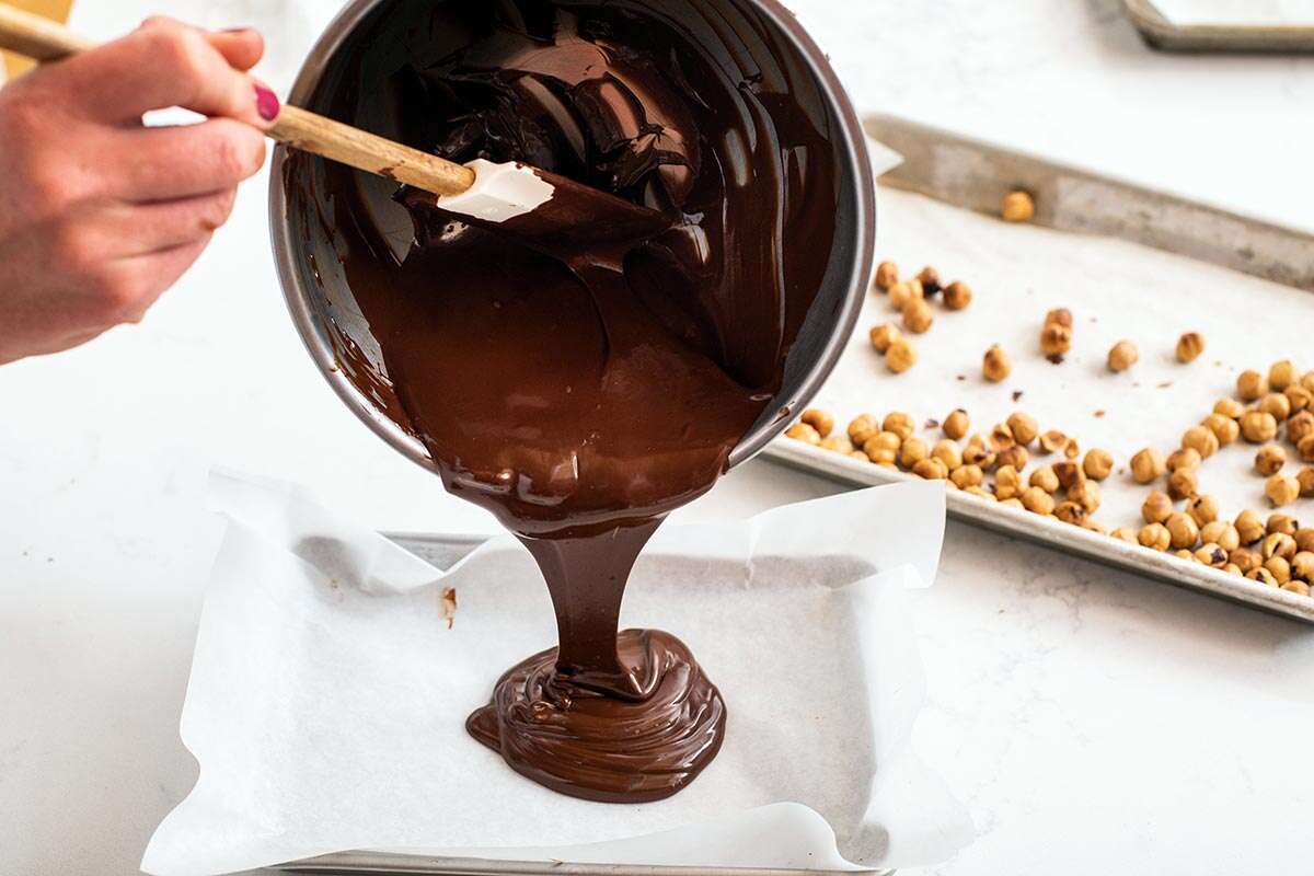 how-to-temper-chocolate-with-coconut-oil