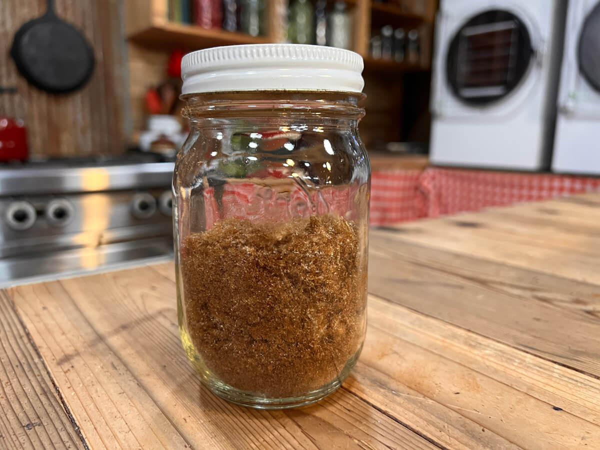 how-to-vacuum-seal-brown-sugar-in-mason-jars