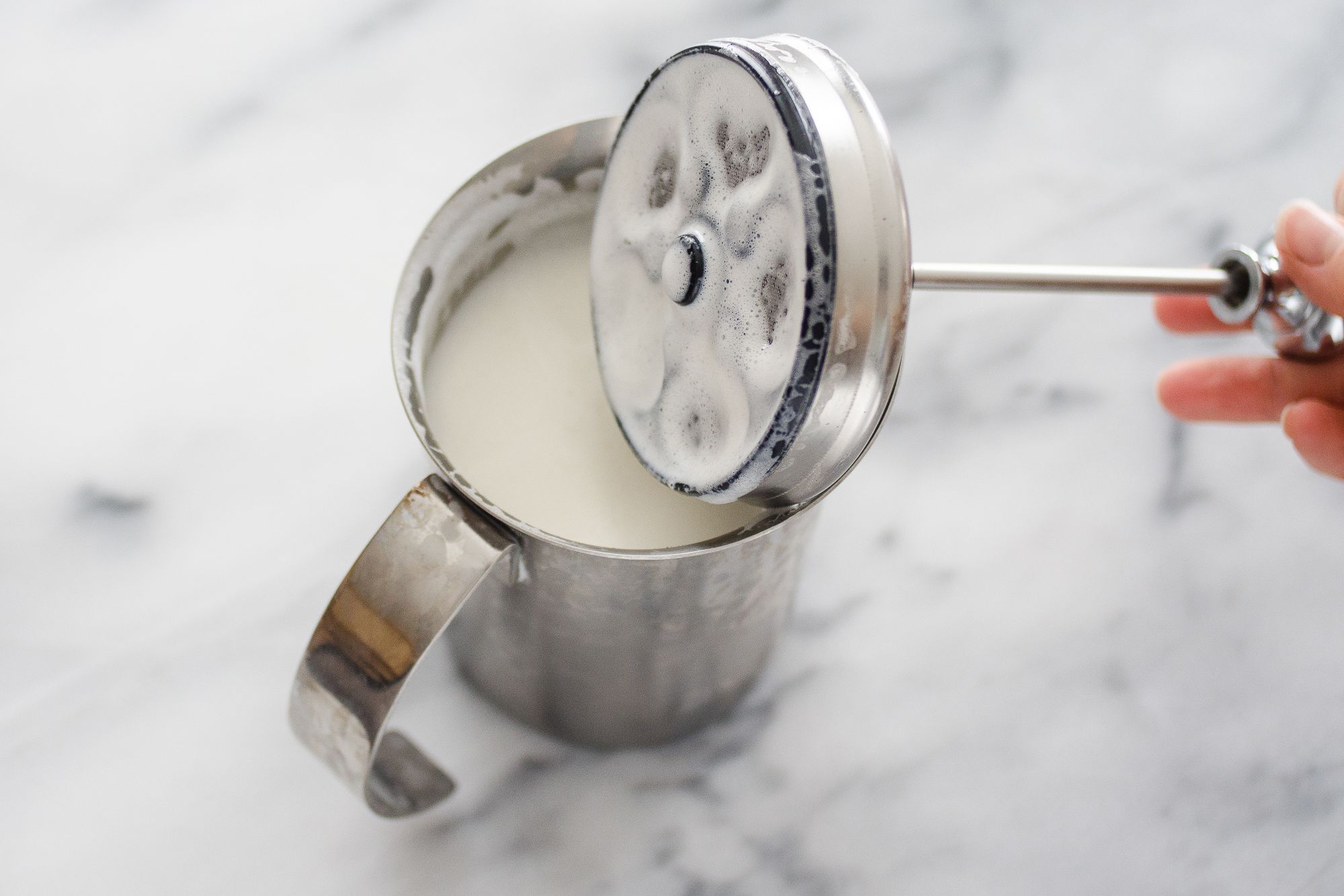 how-to-whip-milk-at-home