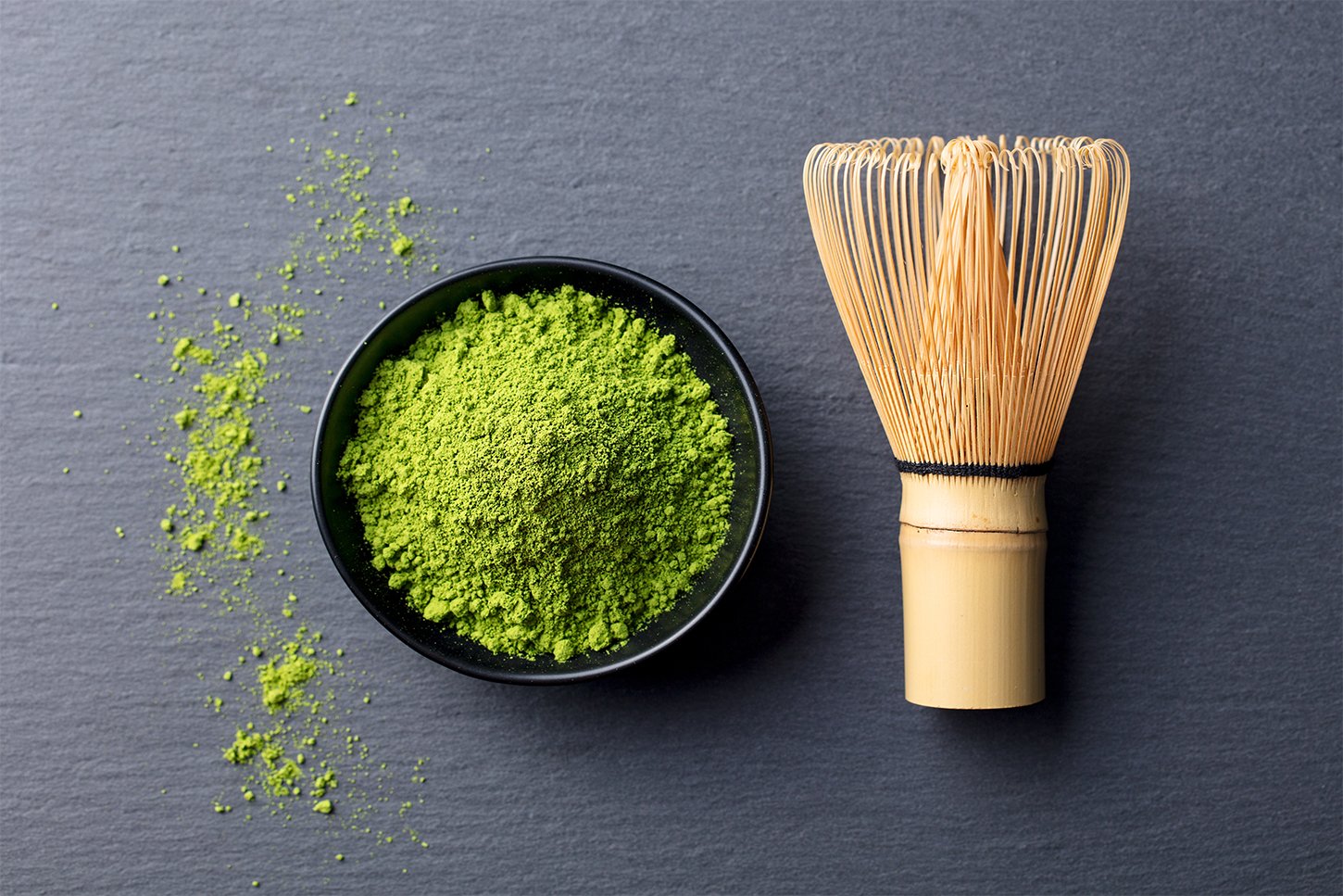 how-to-whisk-matcha-powder