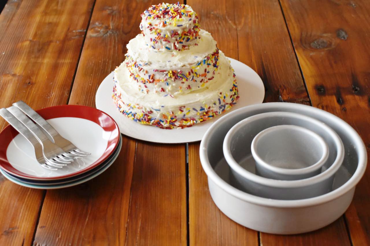 how-to-bake-a-cake-using-an-uncoated-tin-free-steel-pan