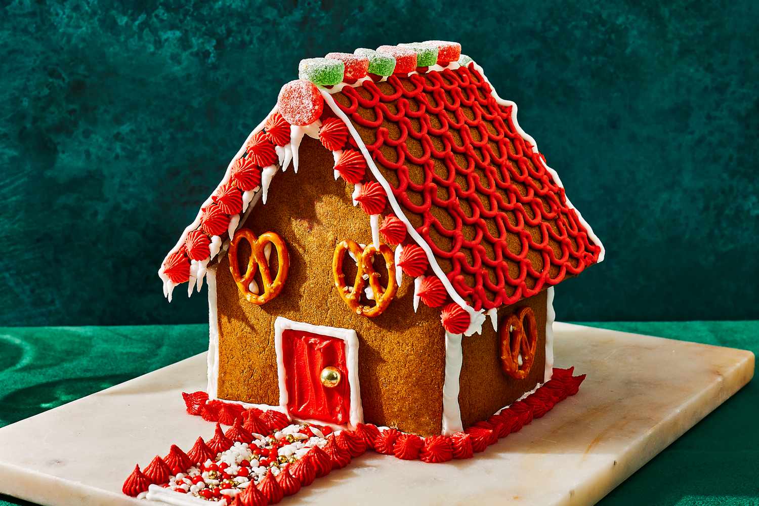 how-to-bake-a-gingerbread-house