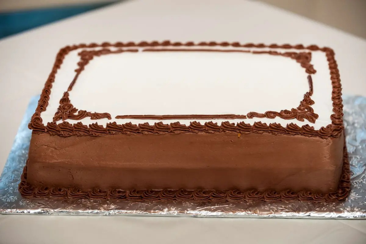 how-to-bake-a-half-sheet-cake