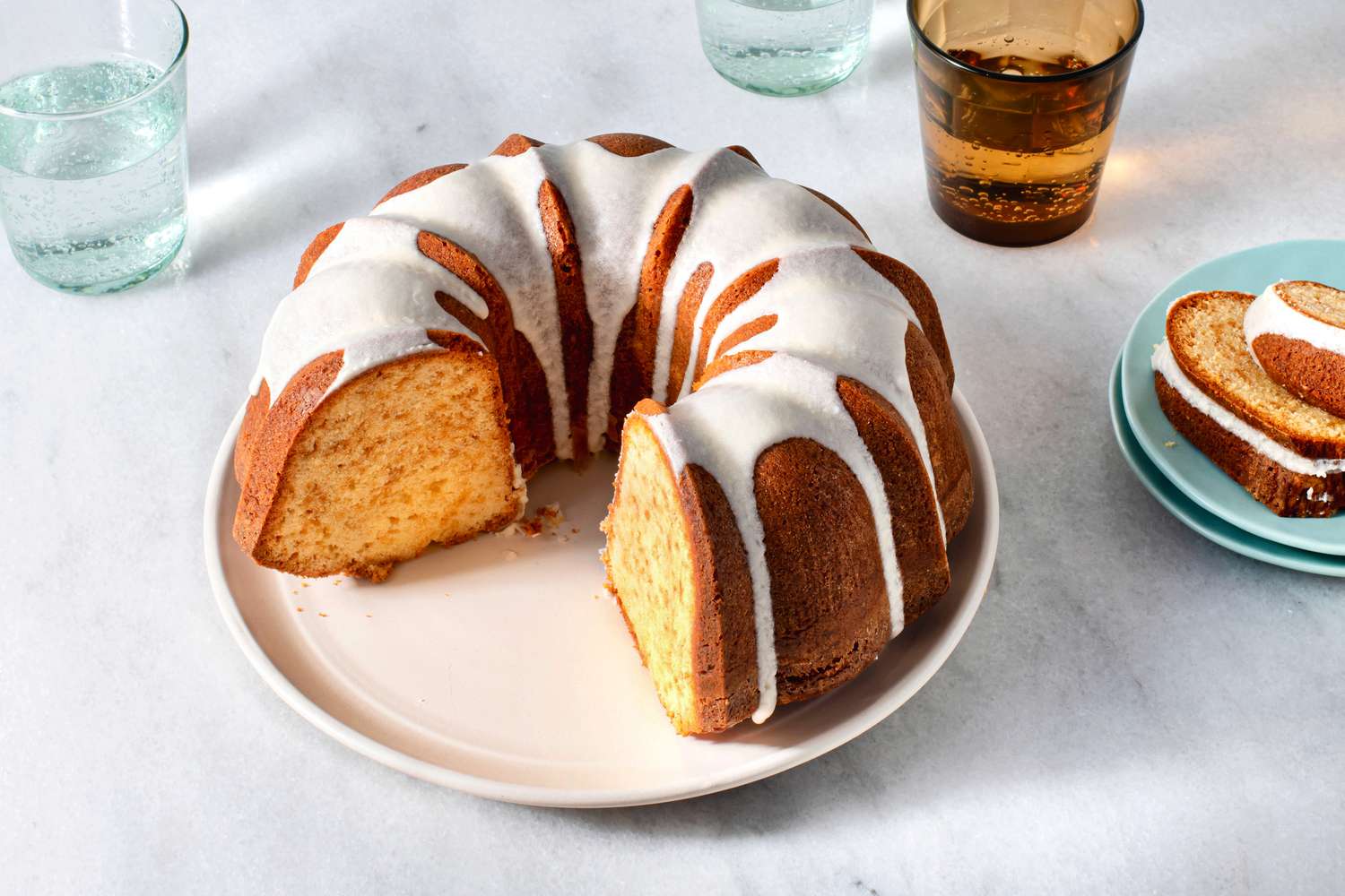 how-to-bake-a-pound-cake-in-two-round-cake-pans