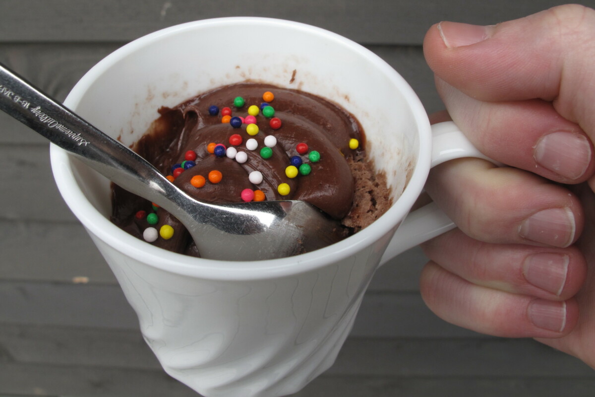 how-to-bake-a-single-serving-cake-mix-in-a-cup
