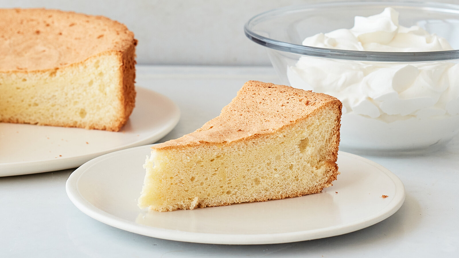 Basic Vanilla Sponge Cake Recipe - Kitchen Cookbook